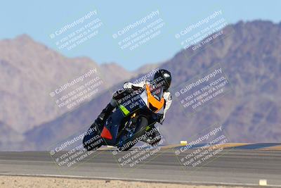 media/Oct-01-2023-SoCal Trackdays (Sun) [[4c570cc352]]/Turn 9 Set 1 (950am)/
